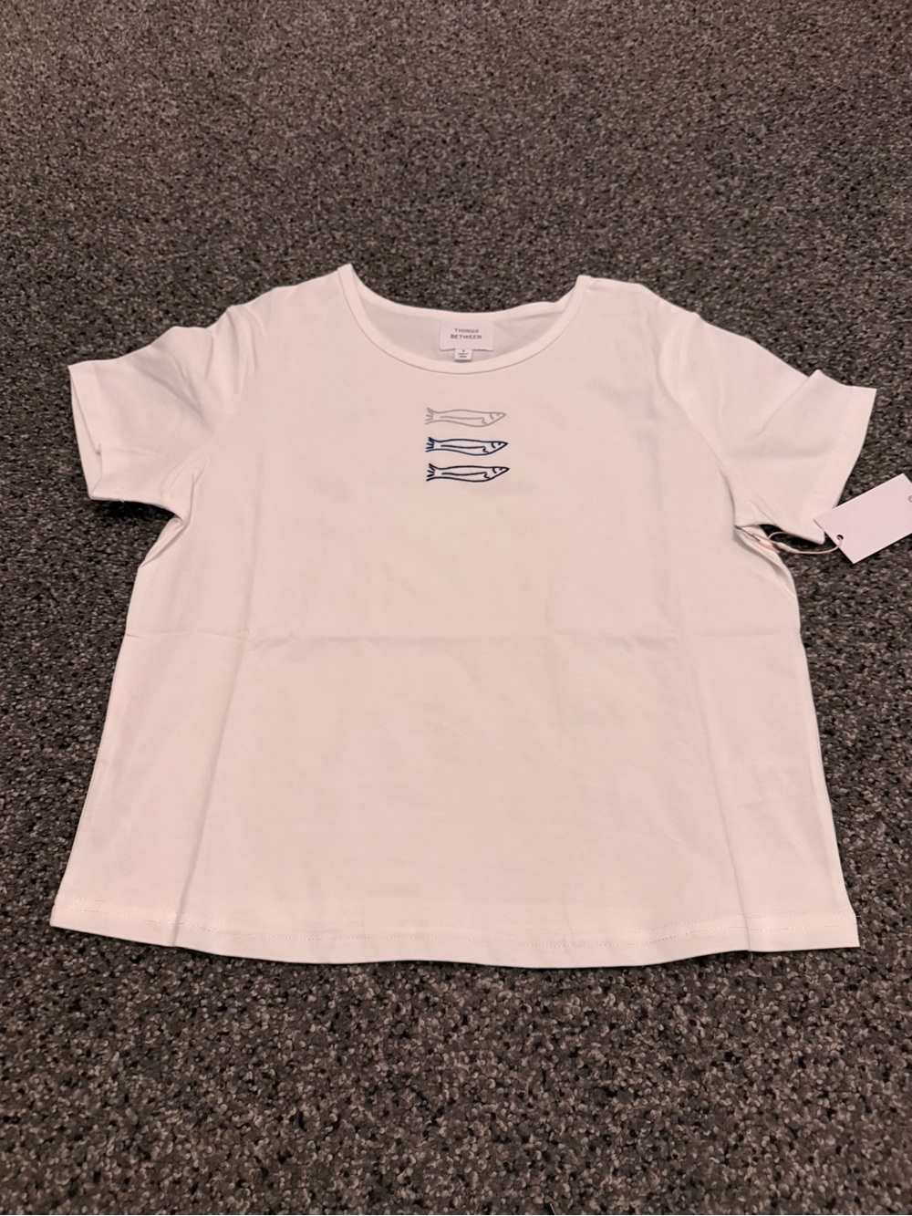 Women's White Short Sleeve Tee with Stacked Fish Embroidery